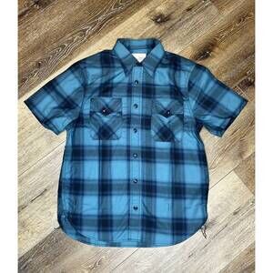 NEW FREENOTE CLOTH men's button up top in blue